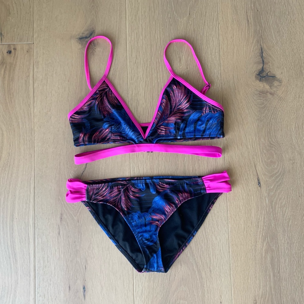 Hurley bikini bathing suit Large